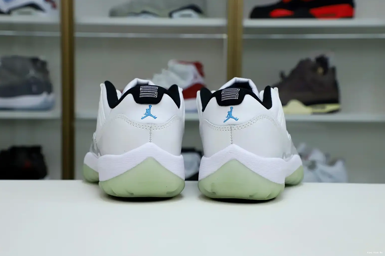 AIR JORDAN RETRO Kimikick LOW 11 BLUE LEGEND 0718